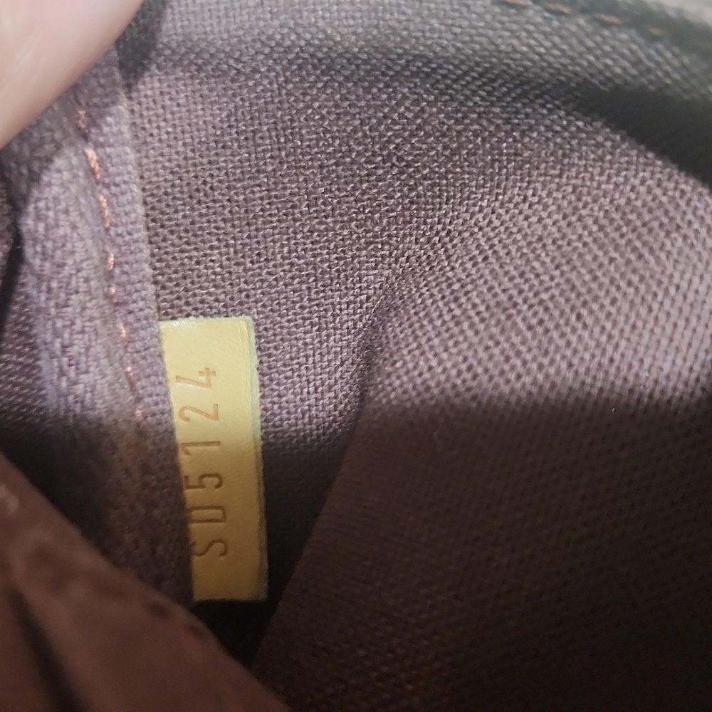 Louis Vuitton Monogram Favorite MM - Picture 12 of 13